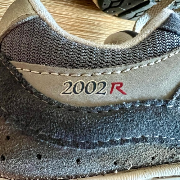 New Balance 2002R Boys Size 5Y W Blue Athletic Running Shoes Sneakers Sleek - Picture 13 of 14